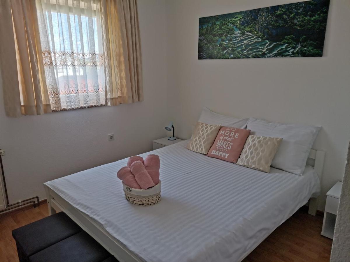 קורניצה Rooms Sapina מראה חיצוני תמונה