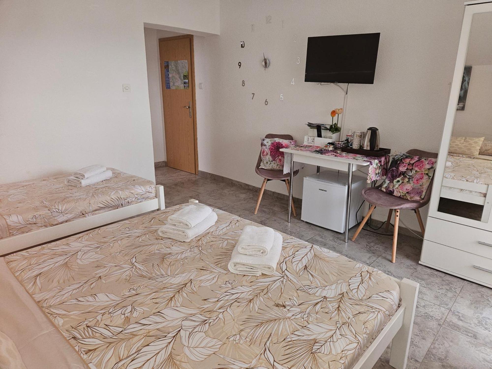 קורניצה Rooms Sapina מראה חיצוני תמונה